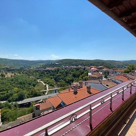 Hotel Comfort Veliko Tarnovo Exterior foto