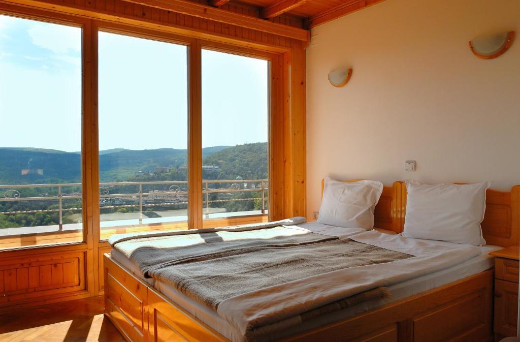 Hotel Comfort Veliko Tarnovo Exterior foto