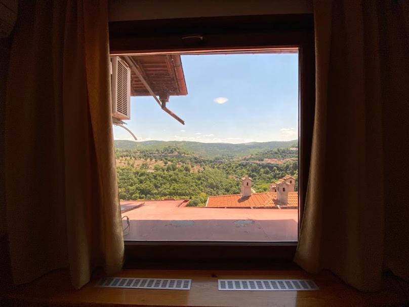 Hotel Comfort Veliko Tarnovo Exterior foto