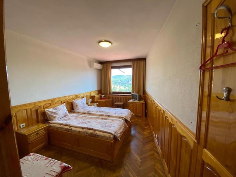 Hotel Comfort Veliko Tarnovo Exterior foto