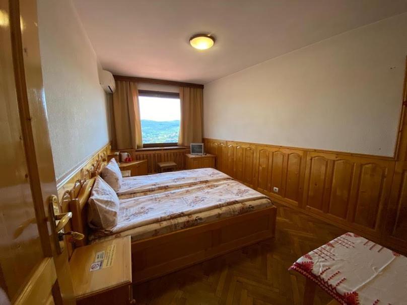 Hotel Comfort Veliko Tarnovo Exterior foto